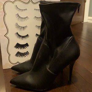 Black Aldo Pointed Toe Heels